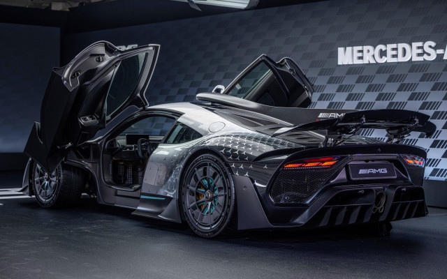 2023_amg-one_c298_7