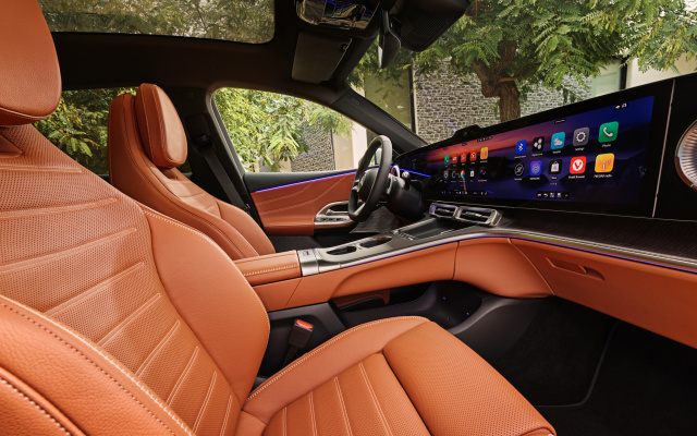 2026_x540_glc400eq_08_interieur