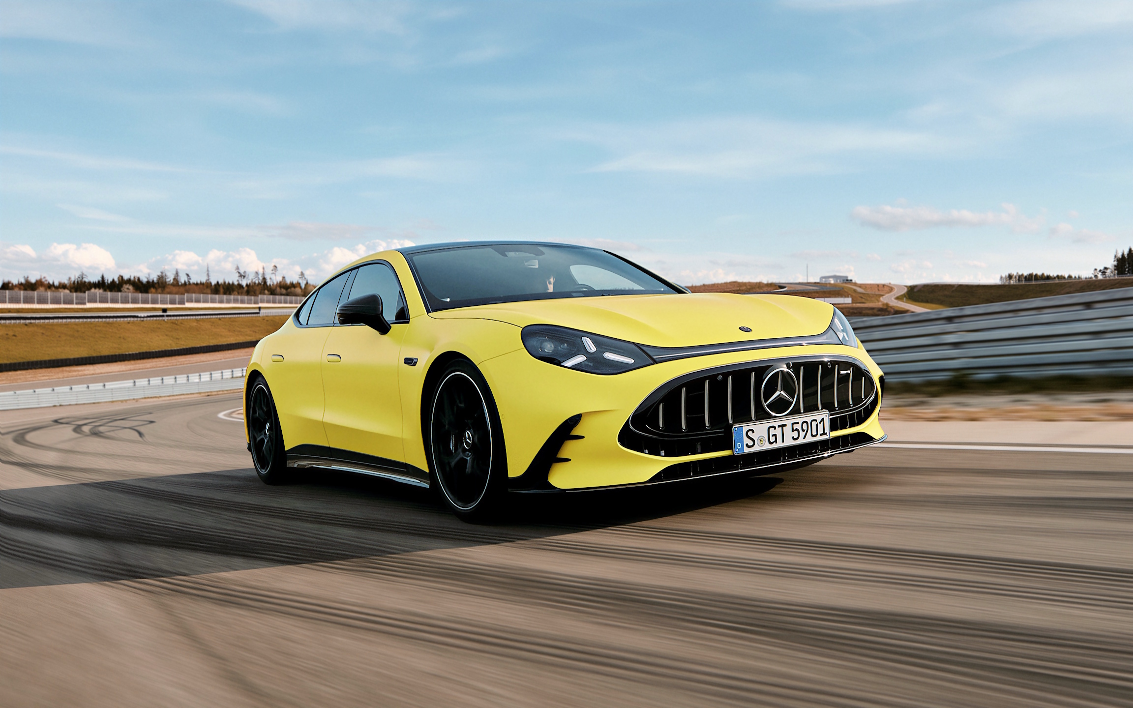2026_amg-gt-4-door-coupe_c590_2
